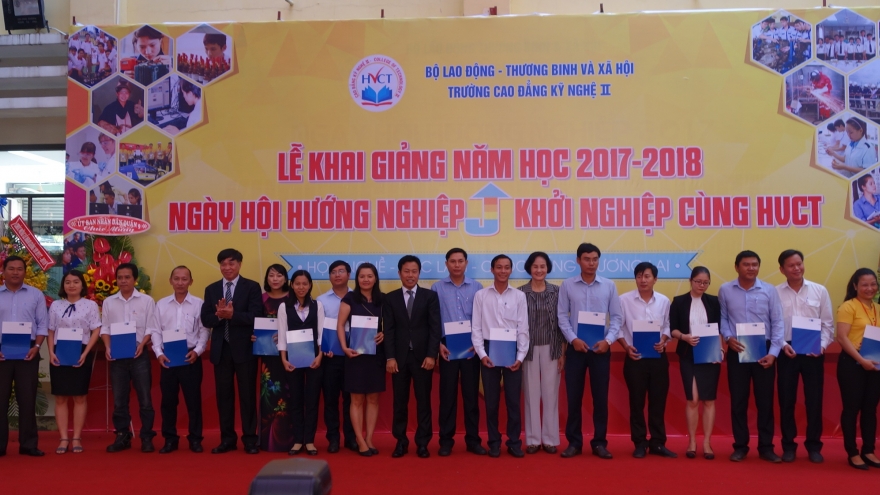 23 Vietnamese get certificate of equivalence of German sewerage engineering