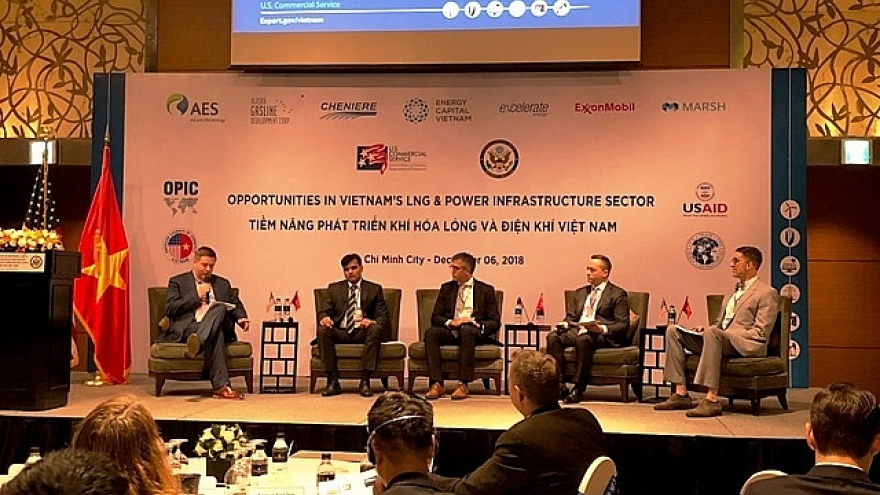 US gives Vietnam a helping hand to develop LNG terminal 