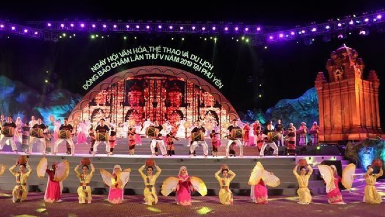 Festival highlighting Cham ethnic culture closes