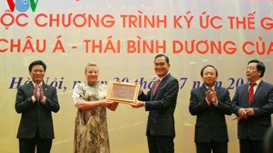 Nguyen Dynasty certificate of world documentary heritage 
