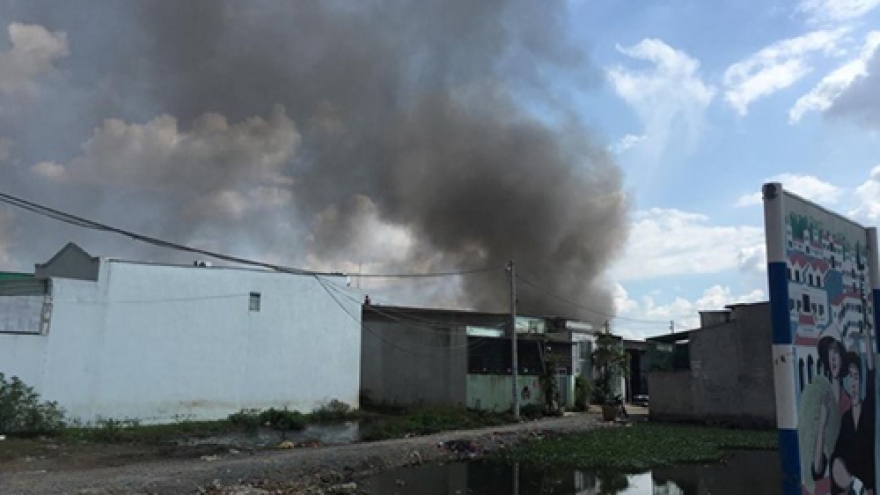 HCM City helmet factory catches fire; no one hurt