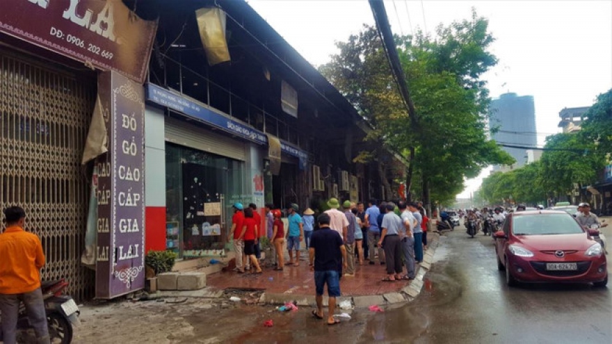Fire guts bookstore in heart of Hanoi 