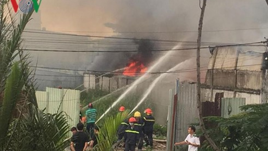 Huge fire destroys HCM City broom factory