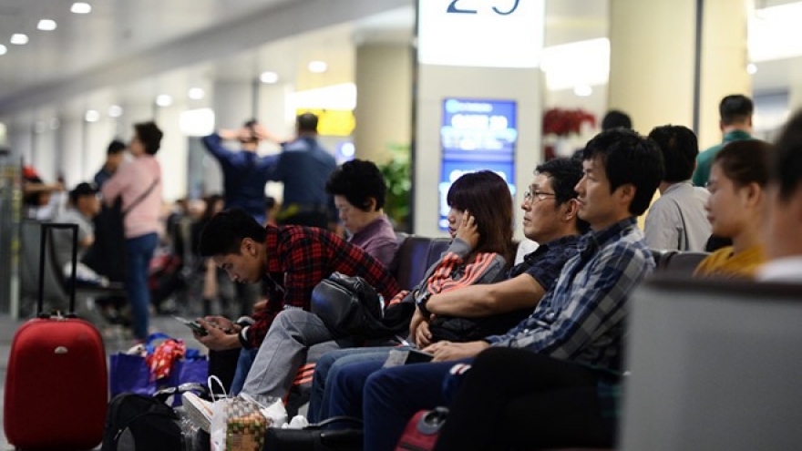 HCM City-Hanoi route cheap tickets sold out 