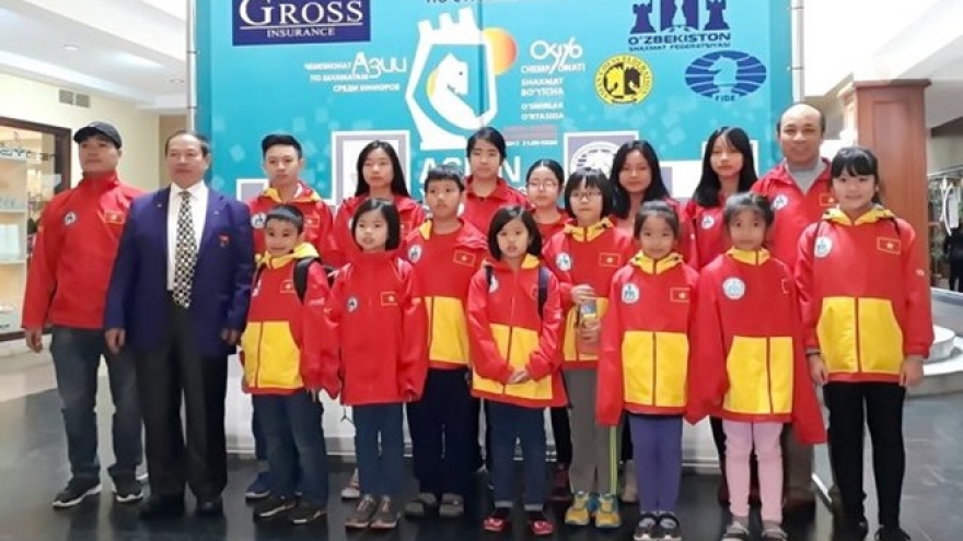 Vietnamese young masters win medals at Asian champs