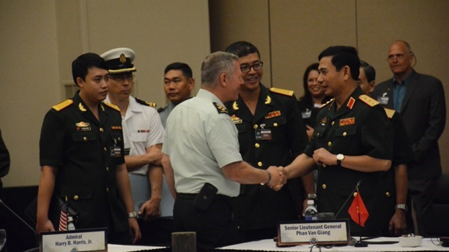 Chief of Vietnam People’s Army meets CHOD-20 delegations