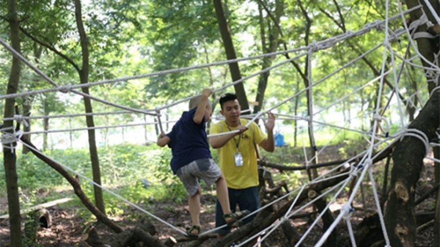 Children encouraged to join risky play