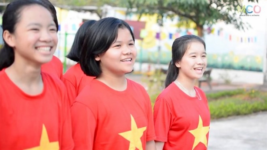 Vietnam’s choir features in Human Kind single
