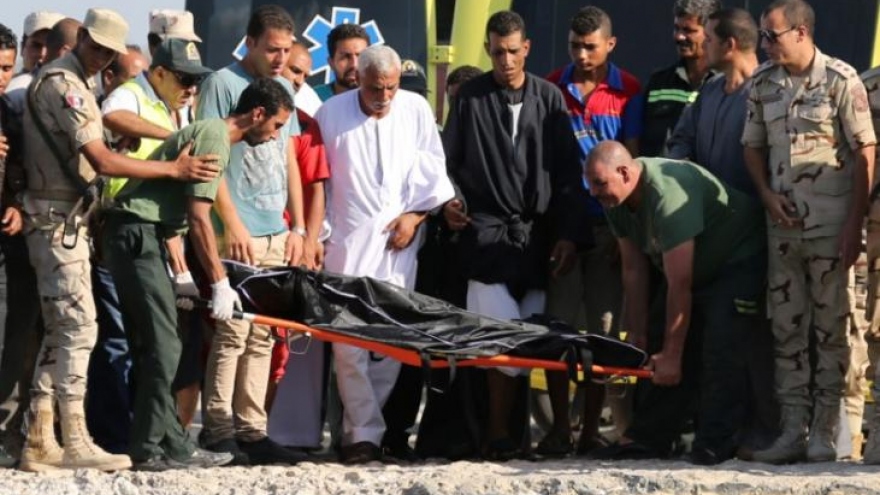 More than 130 bodies recovered from migrant boat capsize off Egypt
