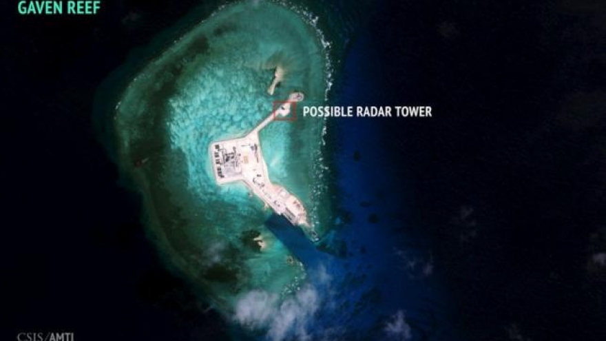 
        US warns China on militarization of East Sea
                              