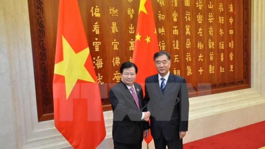 Deputy Prime Minister meets Chinese counterpart