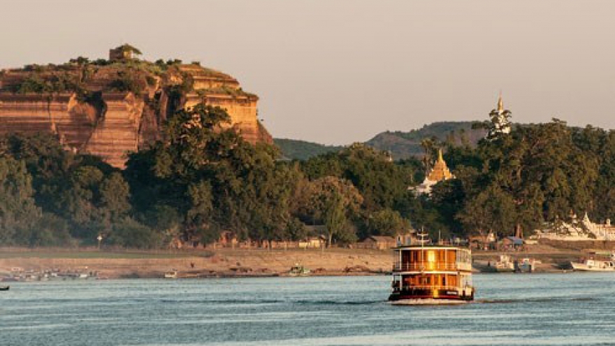 Myanmar Government orders investigating deadly ferry capsize