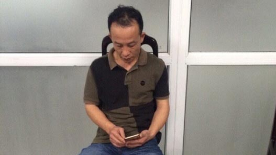 Chinese passenger caught stealing on Vietnam flight