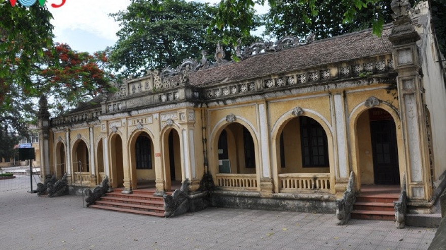 Dong Ngac village, the land of laureates