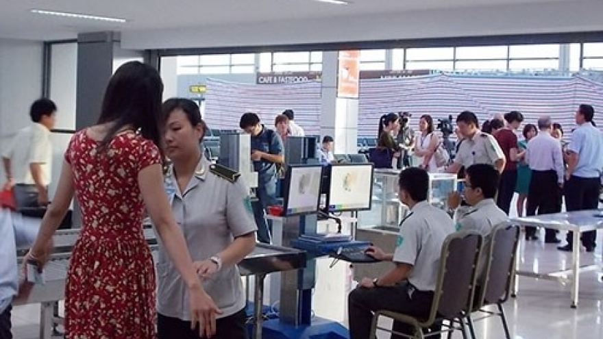 Circular loosens air travel restrictions on carrying liquids