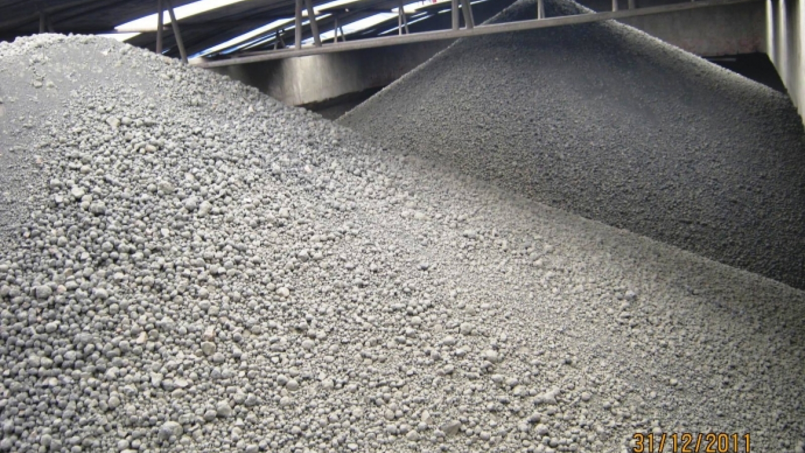 Sales of cement and clinker jump in first quarter