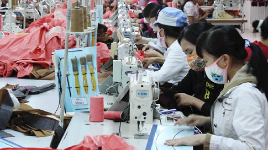 PM Dung: Equitization paying big dividends