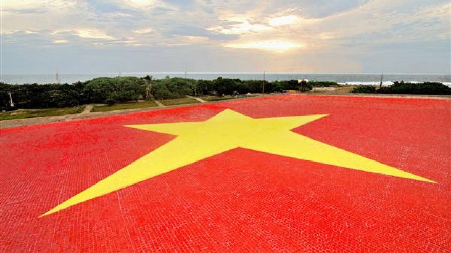 Protesting China’s speedy construction of “Sansha City”