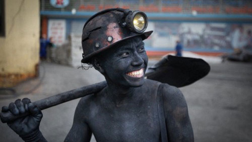 
        Coal consumption for power production surges
                              
