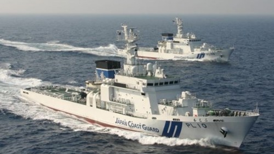 Japan, Philippines talk transfer of coast guard ships