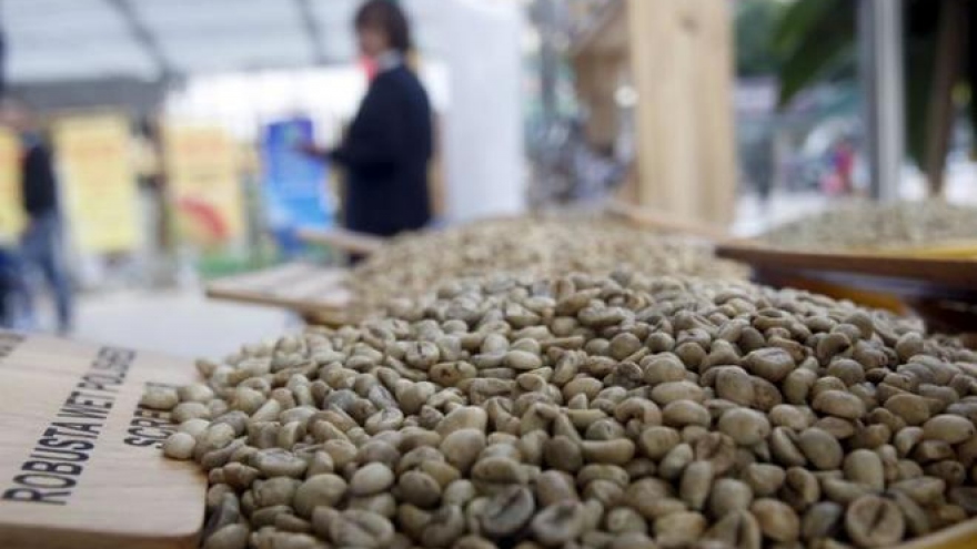 
         2017 coffee exports may dip on low stock as uncertainty mounts
                              