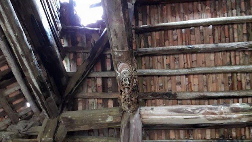 National 19th century relic falls apart