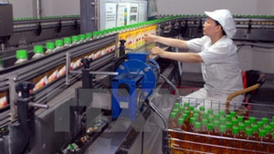 Conference reviews six-month economic performances