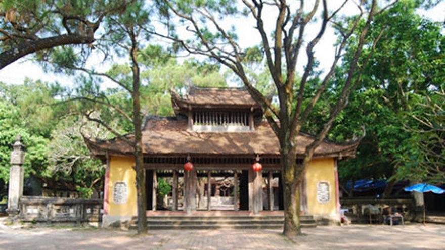 
        Con Son pagoda reflects Vietnamese soul
                              