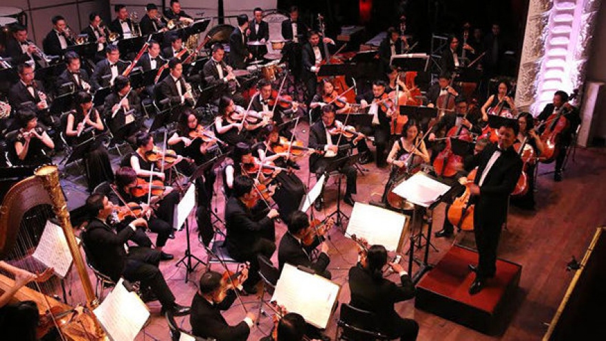 HCM City hosts concert to celebrate ASEAN Community