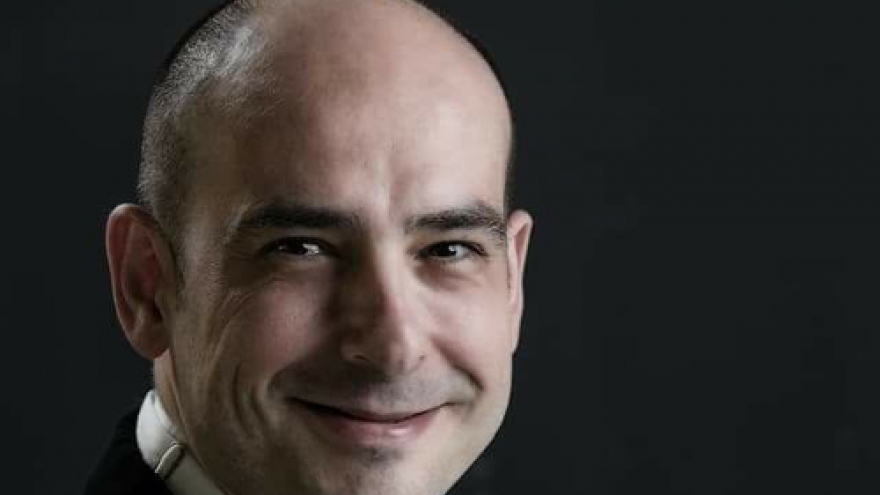 New Year concert features Spanish conductor