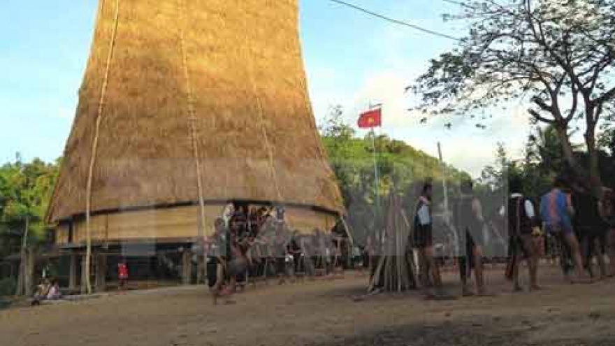Kon Tum struggles to save fading gong culture