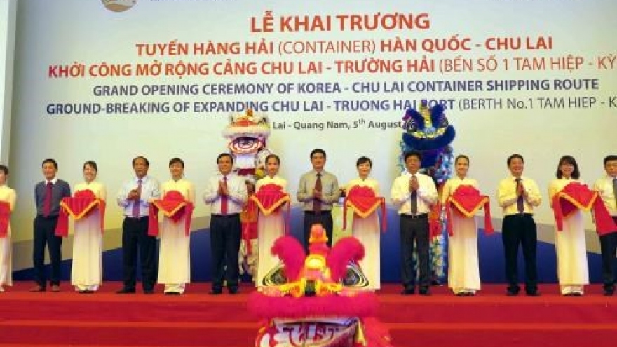 Int'l container shipping route opens in Quang Nam