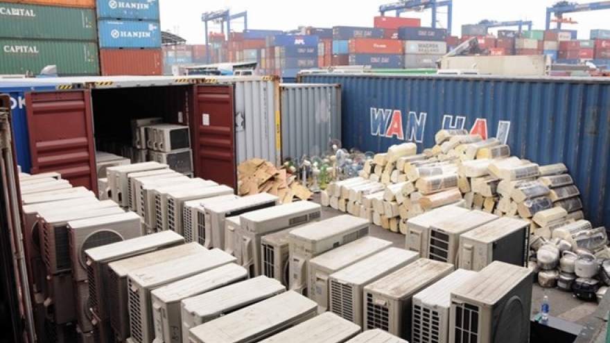 Banned goods found in containers at major ports