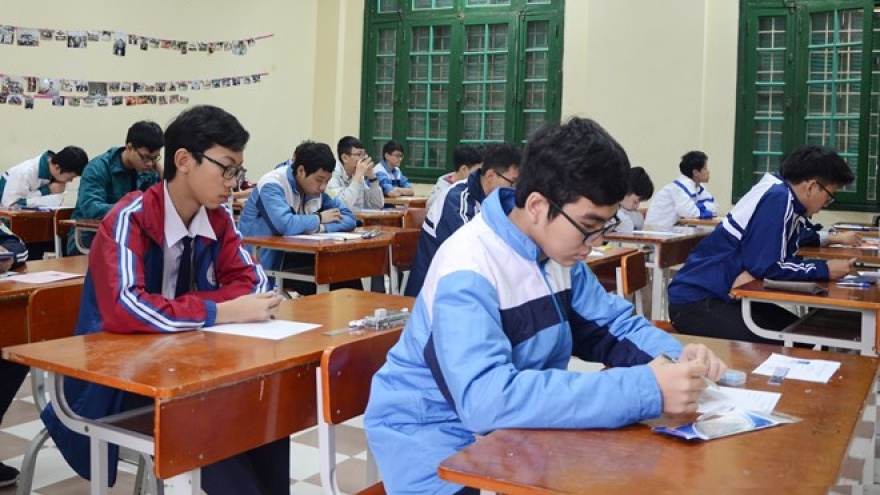 About 500 students join Hanoi mathematics contest