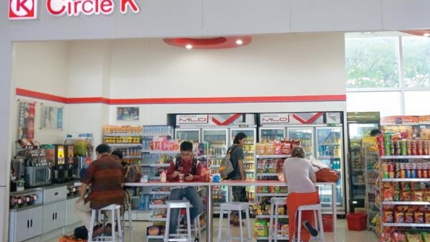 Foreign-invested convenience stores seek to find firm niche in Vietnam