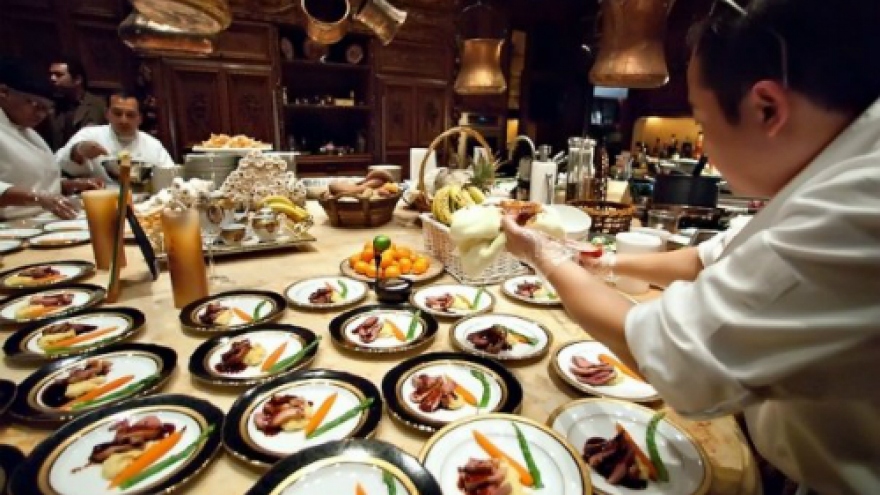 Hanoi food festival welcomes celebrity chef Jack Lee