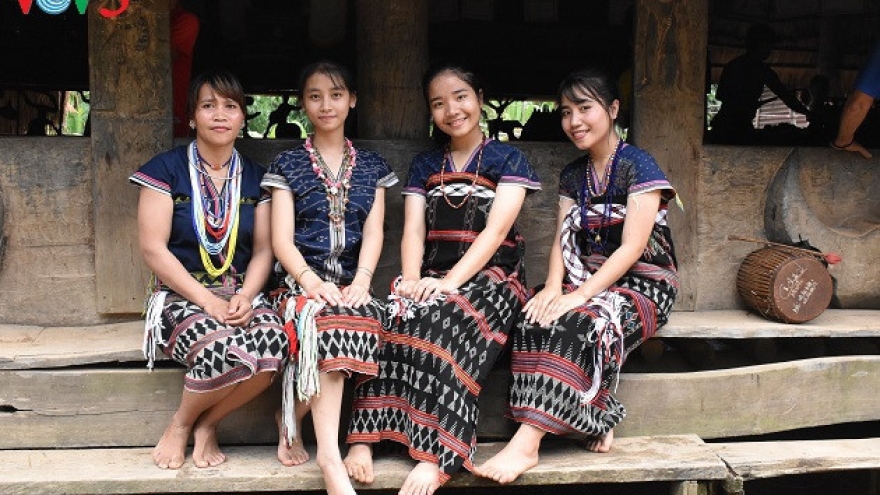 Co Tu’s Guol house hosts communal activities