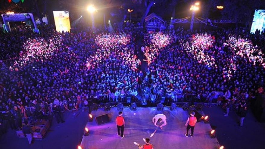 Hanoi hosts diverse art and culture activities to herald New Year
