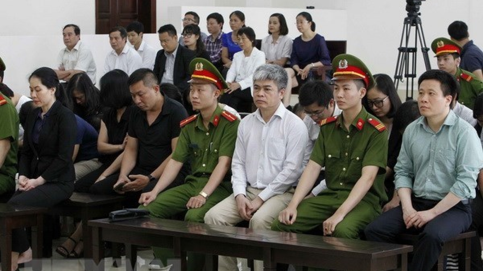 Court upholds sentences for three former leaders of OceanBank