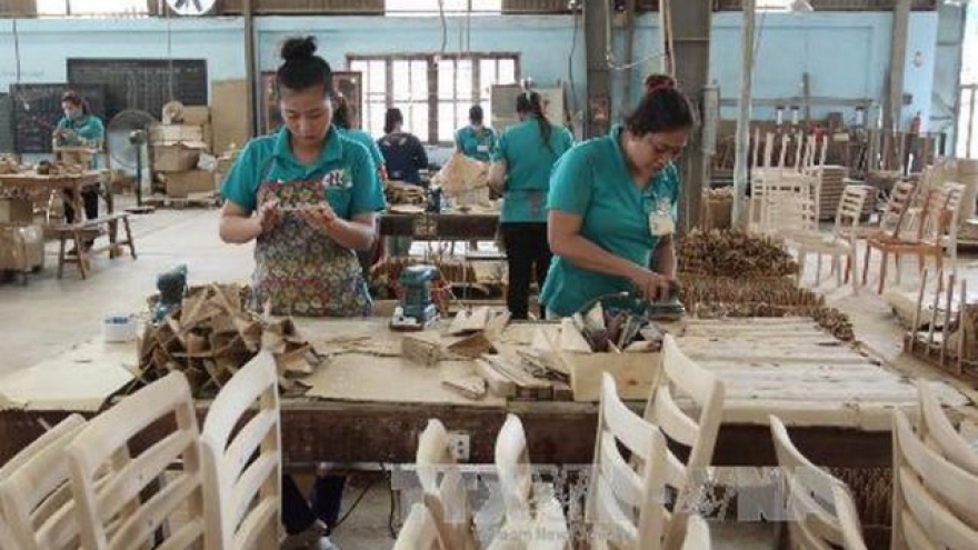 Binh Duong, Dong Nai expect higher growth in wood products with CPTPP