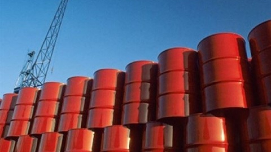 Sharp decline in crude oil exports