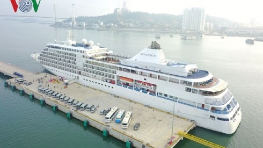 Ha Long international passenger port greets six-star cruise
