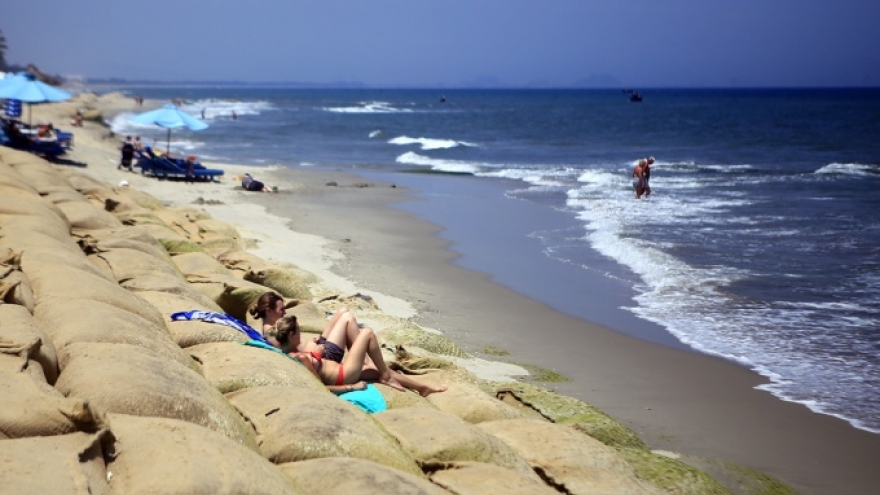 Sand mining ban needed to rescue Hoi An from watery grave