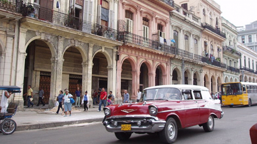 US drops Cuba from list of state sponsors of terrorism
