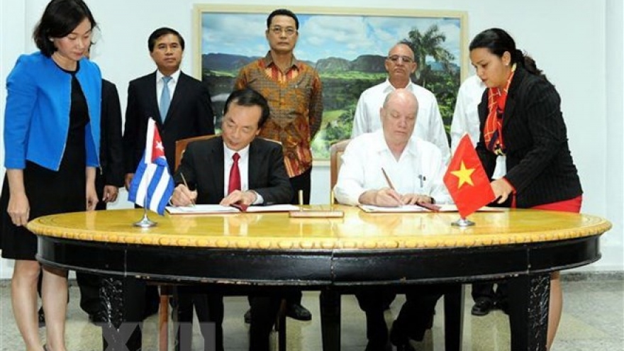 
        Vietnam-Cuba Inter-Governmental Committee concludes 36th meeting
                              