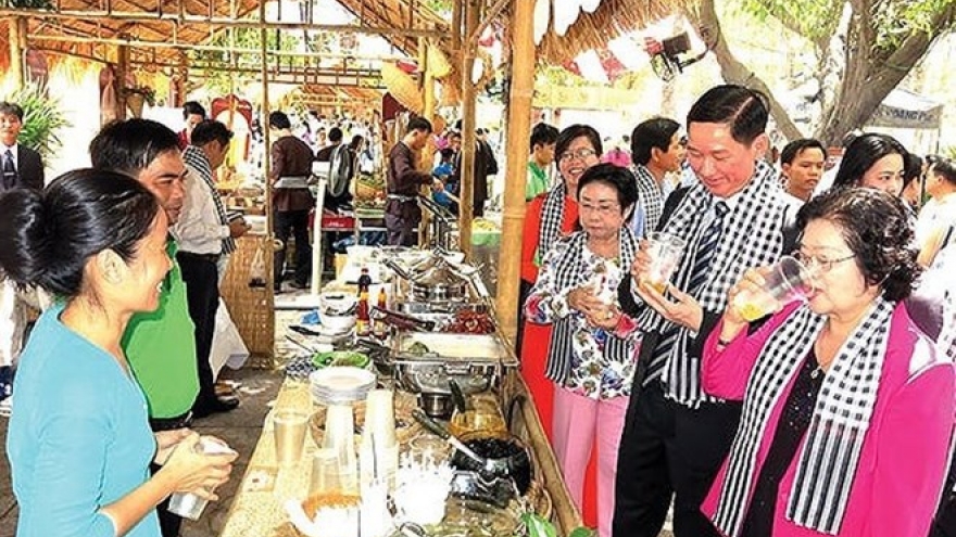 Public offered chance to taste southern specialties