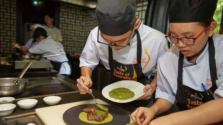 Hanoi students win Taste of Australia culinary competition