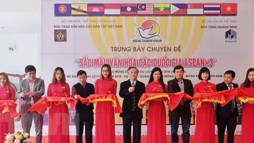 Cultures of ASEAN and dialogue partners exhibited in Quang Ninh