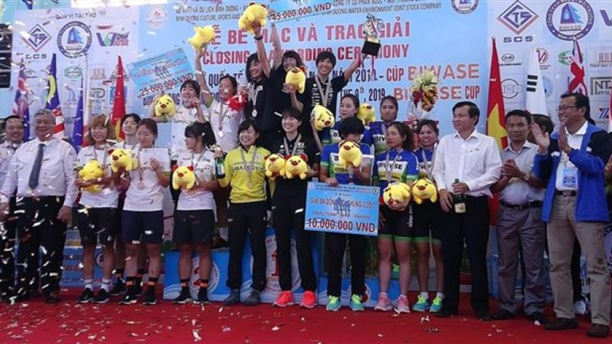 Int’l women’s cycling tourney in Binh Duong wraps up