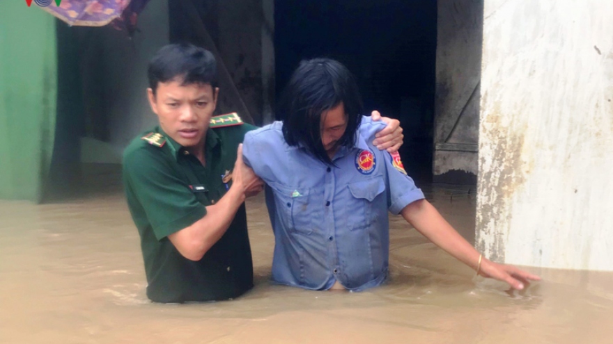 Heavy rain submerges in central highlands provinces